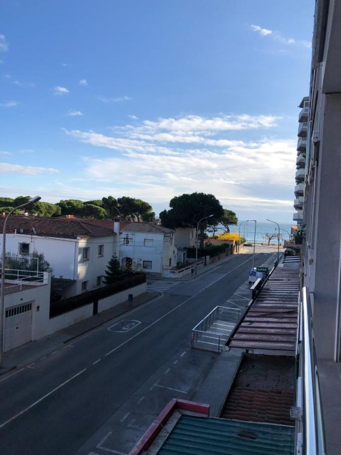 Beta'S Place - Apartamento Primera Linea De Playa 布拉内斯 外观 照片